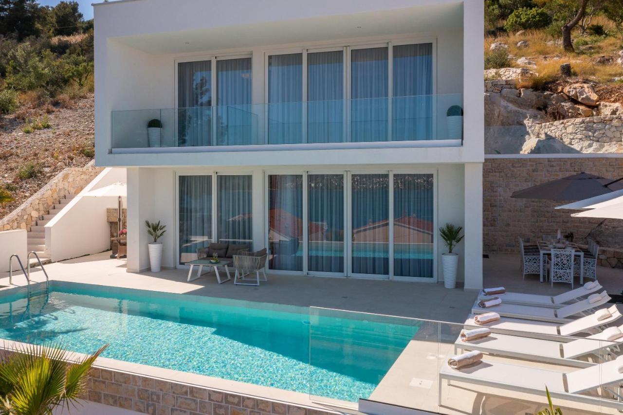 Villa Adria View With Heated Pool I Trogir Eksteriør billede